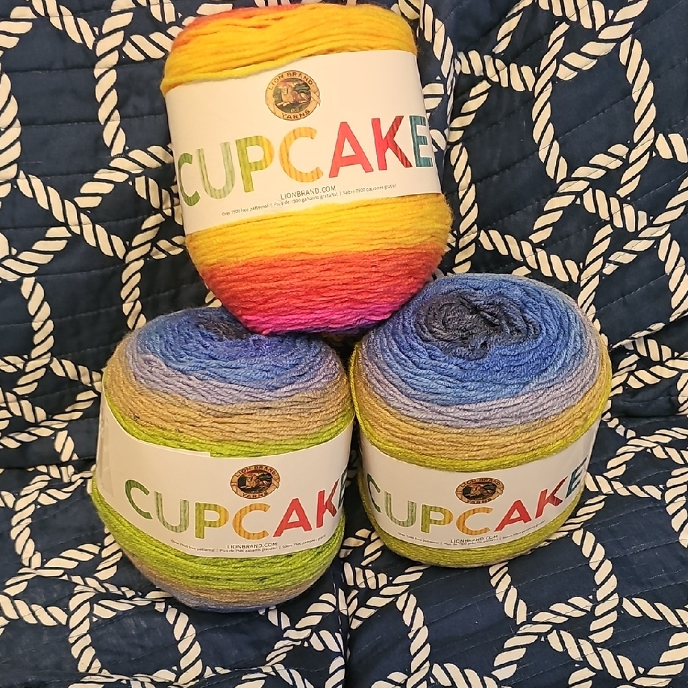 Lion Brand Cupcake Yarn - Vibrant Multicolor
